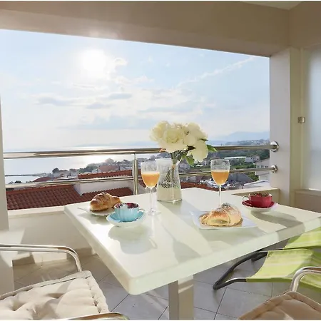 Maja Apartamento